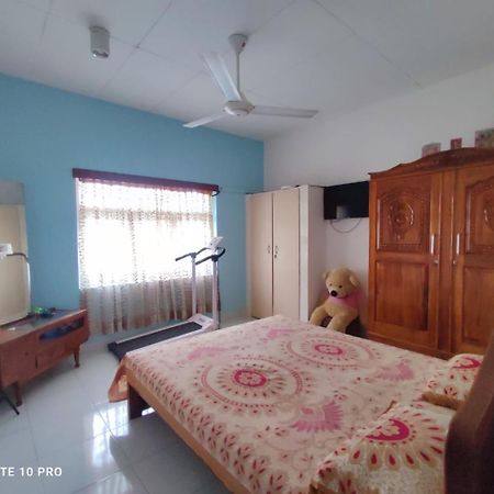 Fully Furnished House In Kotte Apartment Sri Jayewardenepura Kotte Luaran gambar